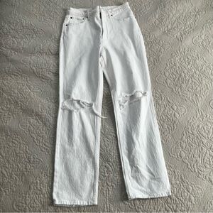 Abercrombie and Fitch 90s Straight Ultra High Rise Distressed White jeans sz 10